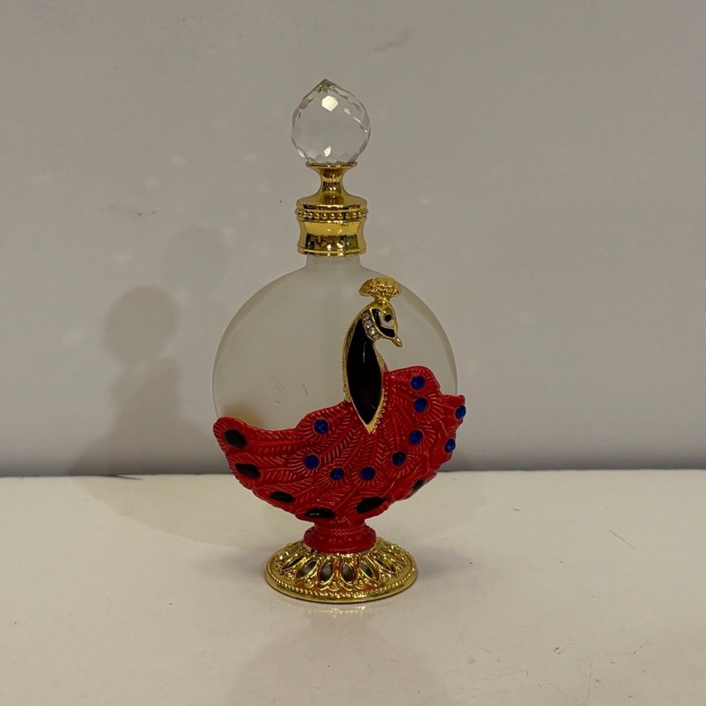 Oil Dropper Bottle,Vintage Empty Refillable Cosmetic Container Retro bottle red
